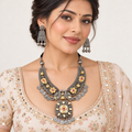 Riwayat | Handcrafted Silver-Tone Pendant Necklace & Earrings Set | DEVIQ | JS-1004