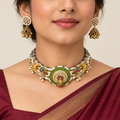 Morbagh hasli and earrings — model view